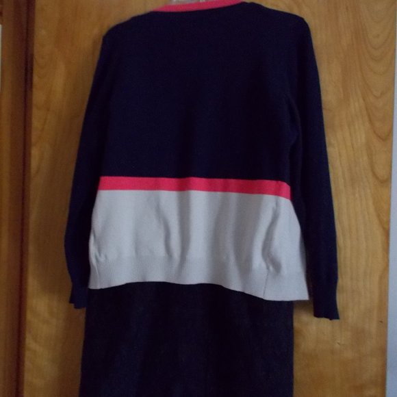 Black Dress - Picture 4 of 4